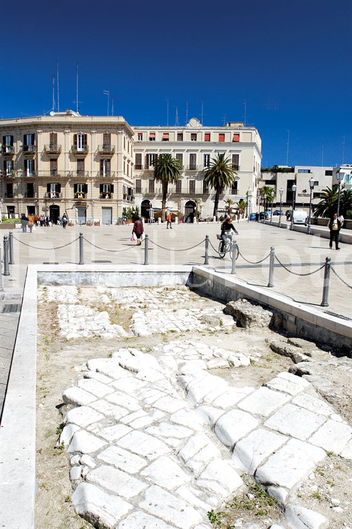 Bari