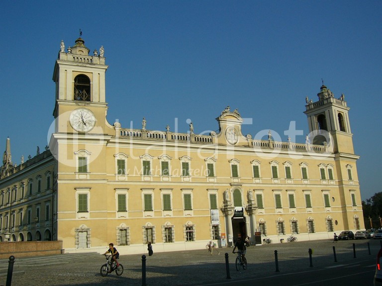 Emilia Romagna-Don Camillo und Peppone