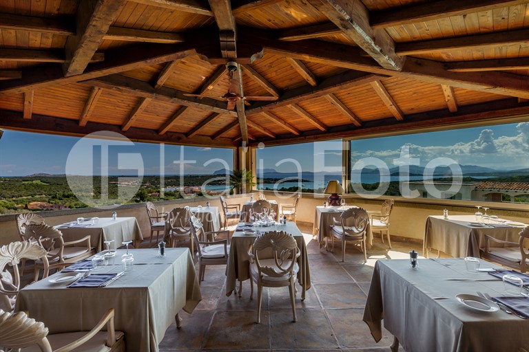 Petra Bianca - Porto Cervo
