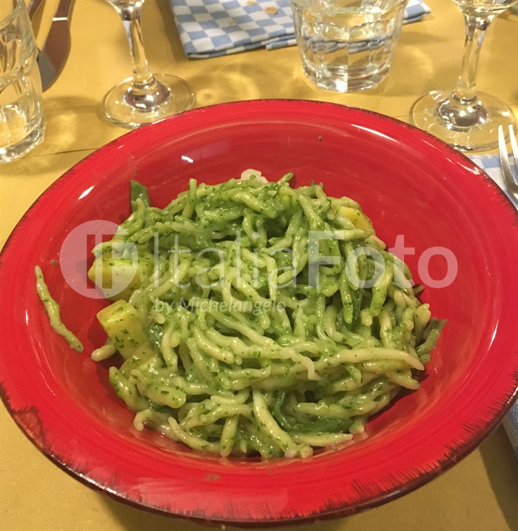 GUSTO (Ligurien)