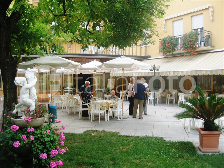 Hotel Bisesti - Garda